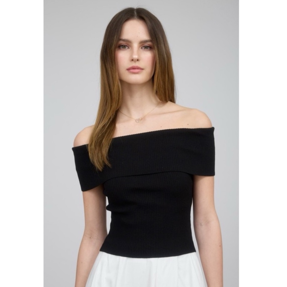 Blu Pepper - Viscose Blend Knit Off-Shoulder